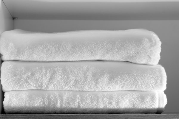 Bath Towel - White 70x140cm - 625 GSM, 100% Cotton