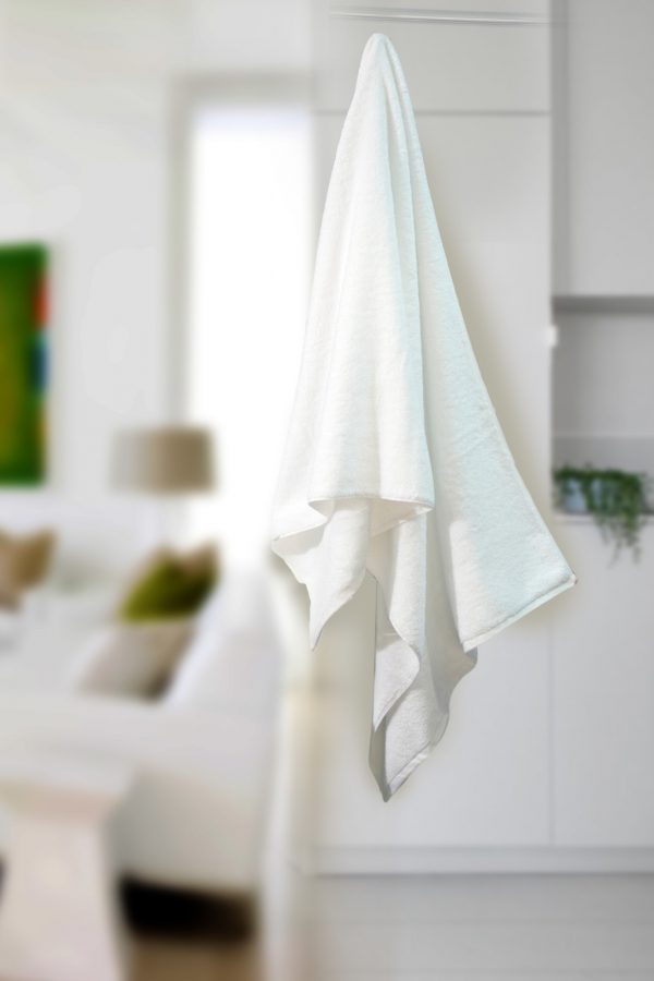 Bath Towel - White PREMIUM 70x140cm - 650 GSM, 100% Cotton