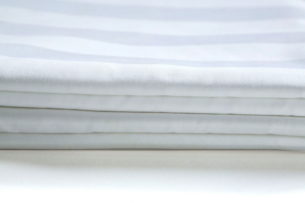 Bed Sheet White Single DELUXE 210x280cm