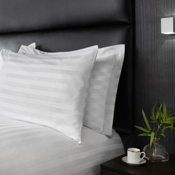 Pillow Cover White Oxford DELUXE 53x75cm