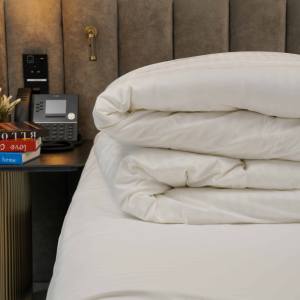 Deluxe Duvet Cover White Striped