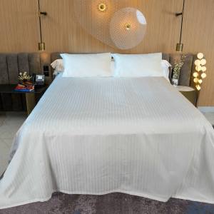 Premium Fitted Sheet White Striped