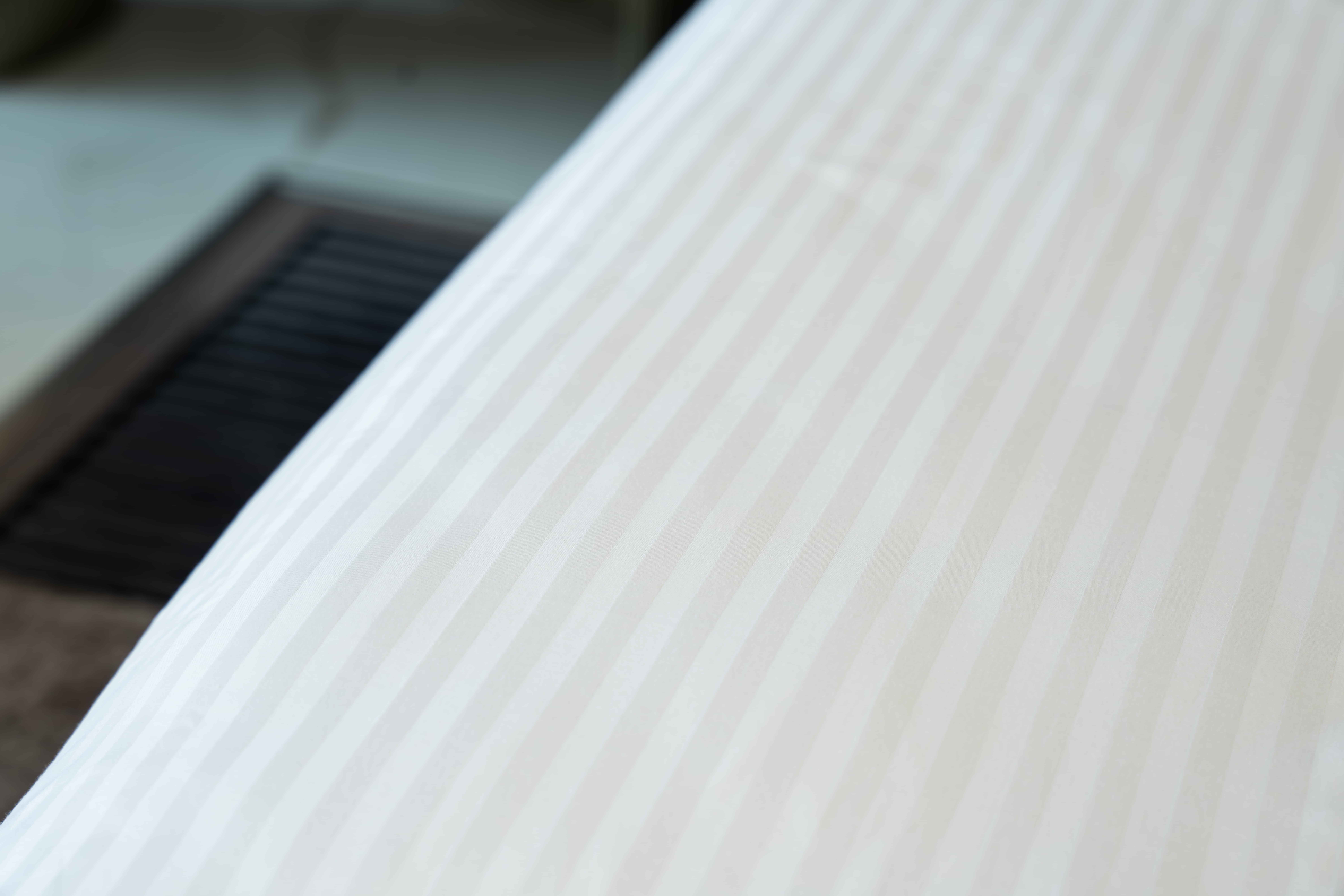 Deluxe Flat Sheet White Plain - Image 6