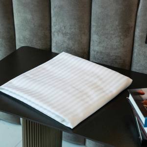 Deluxe Flat Sheet White Plain